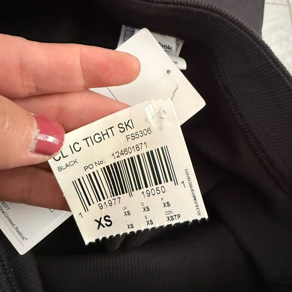 NWT Reebok  Classic Vector Skirt Size XSmall - Picture 5 of 5